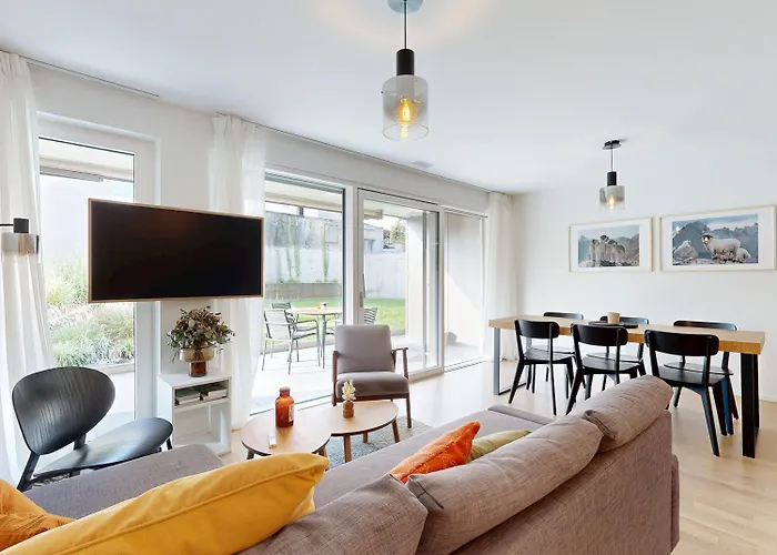 Bright Flat With Terrace In سييرا