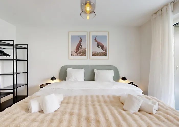 شقة Bright Flat With Terrace In *