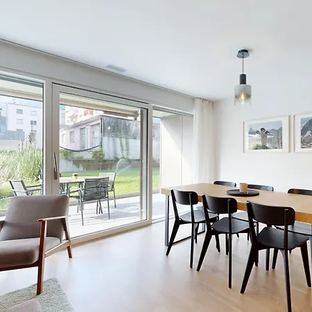 Daire Bright Flat With Terrace In Sierre